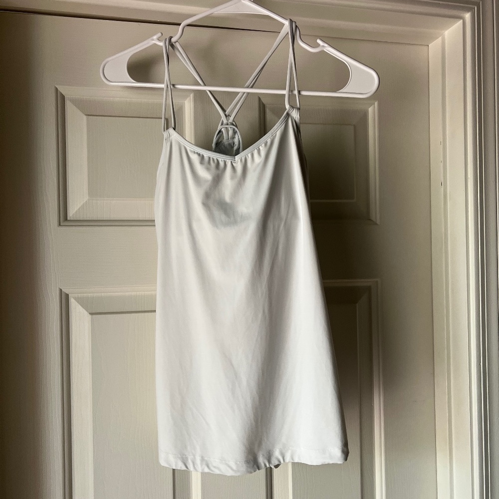 Lululemon Make A Move Tank 🍋 - Picture 5 of 12